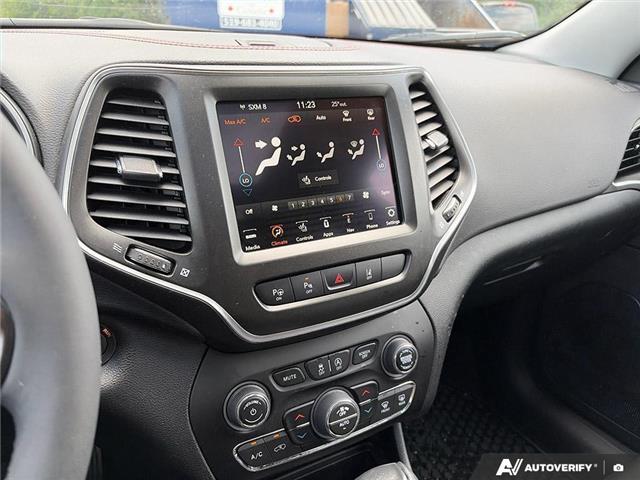 2023 Jeep Cherokee Trailhawk (Stk: 107417) in London - Image 20 of 26