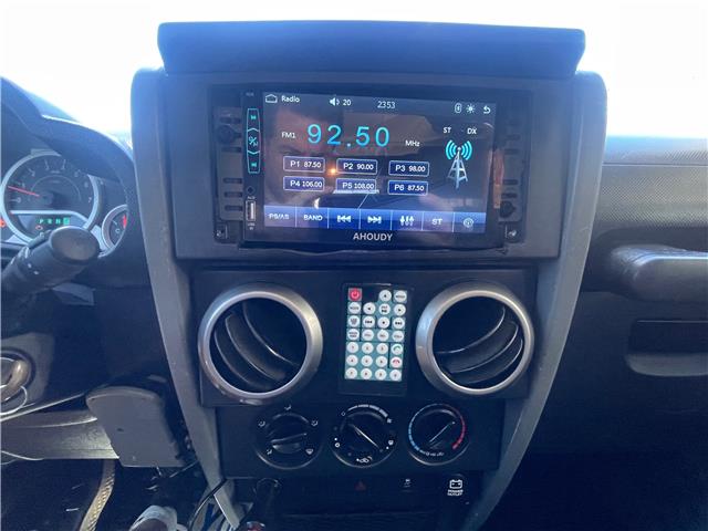 2010 Jeep Wrangler Unlimited Sport (Stk: J188881) in Scarborough - Image 15 of 15