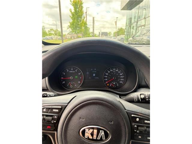 2017 Kia Sportage LX (Stk: U24F33B) in London - Image 6 of 8