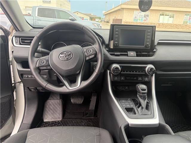2022 Toyota RAV4 XLE (Stk: 26404A) in Steinbach - Image 6 of 7