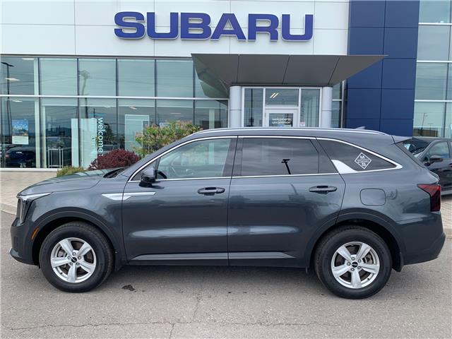 2024 Kia Sorento 2.5L LX (Stk: 33097A) in Thunder Bay - Image 2 of 14