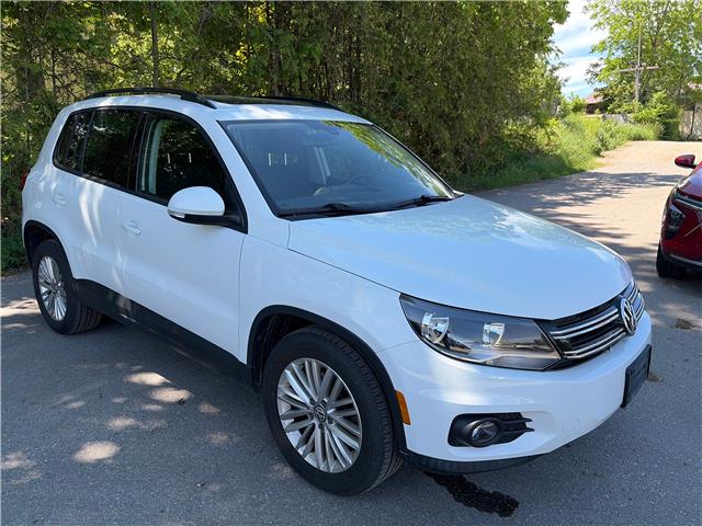 2016 Volkswagen Tiguan Comfortline in Paisley - Image 3 of 11
