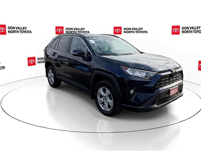 2023 Toyota RAV4 Hybrid SE (Stk: 10121569A) in Markham - Image 2 of 9