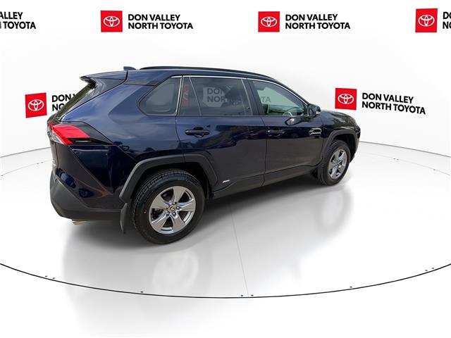2024 Toyota RAV4 Hybrid XLE (Stk: 10121227A) in Markham - Image 8 of 32