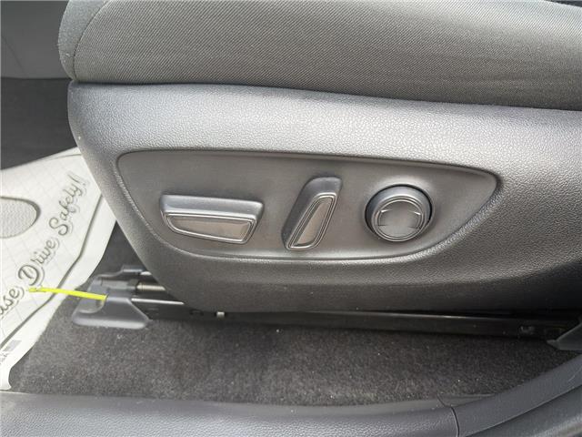 2024 Toyota RAV4 Hybrid XLE (Stk: 10121227A) in Markham - Image 12 of 32
