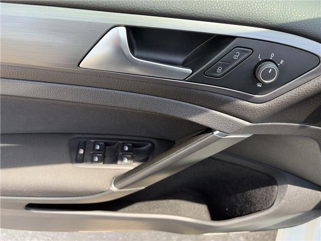 2021 Volkswagen Golf Comfortline (Stk: 10120954A) in Markham - Image 13 of 28