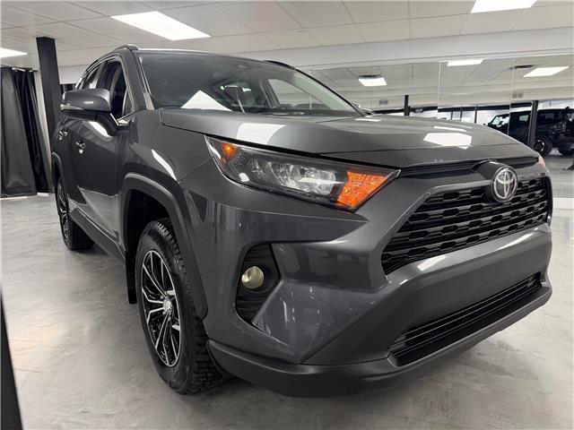 2020 Toyota RAV4 LE in Saint-Eustache - Image 9 of 28