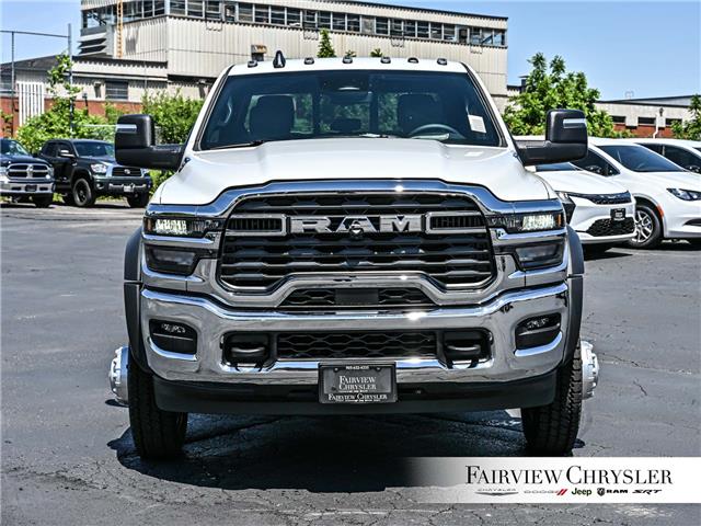 2026 RAM 5500 Chassis Tradesman/Big Horn (Stk: TG2497) in Burlington - Image 2 of 27