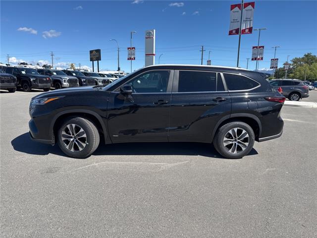 2026 Toyota Highlander Hybrid XLE (Stk: S723371) in Cranbrook - Image 2 of 20