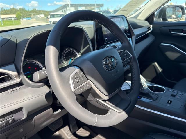 2026 Toyota Highlander Hybrid XLE (Stk: S723371) in Cranbrook - Image 9 of 20