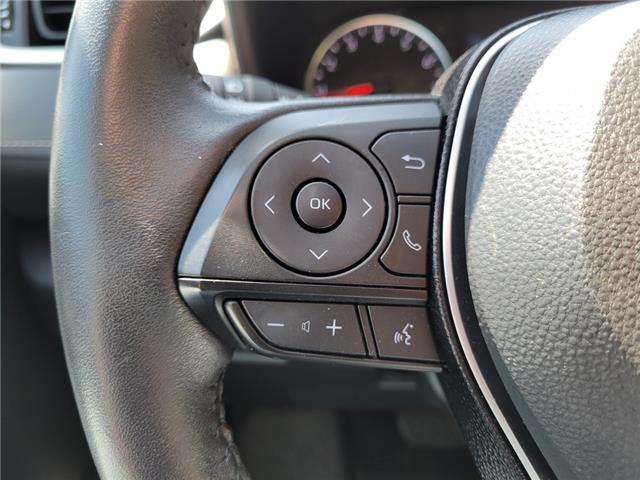 2021 Toyota RAV4 XLE AWD | SUNROOF |BLIND SPOT |HEATED SEATS| R-CAM (Stk: R12700) in St. Catharines - Image 16 of 31
