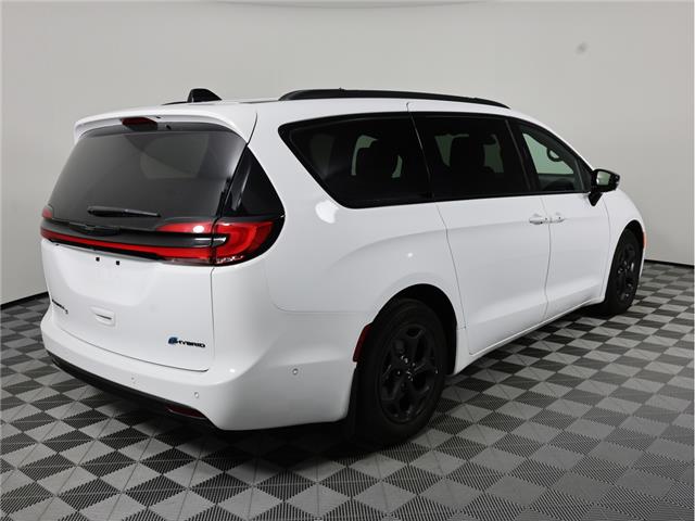 2024 Chrysler Pacifica Hybrid Select (Stk: L661) in Calgary - Image 6 of 22 2024 Chrysler Pacifica Hybrid Select (Stk: L661) in Calgary - Image 6 of 22