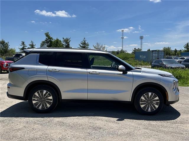 2026 Mitsubishi Outlander LE (Stk: T0294) in Barrie - Image 6 of 20