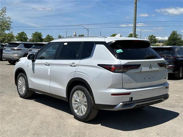 2026 Mitsubishi Outlander SE (Stk: T0296) in Barrie - Image 3 of 19