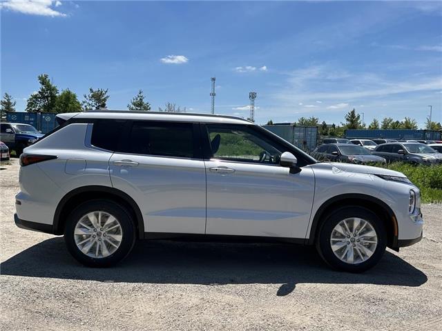 2026 Mitsubishi Outlander SE (Stk: T0296) in Barrie - Image 6 of 19