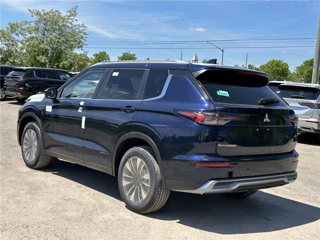 2026 Mitsubishi Outlander LE (Stk: T0314) in Barrie - Image 3 of 20 2026 Mitsubishi Outlander LE (Stk: T0314) in Barrie - Image 3 of 20