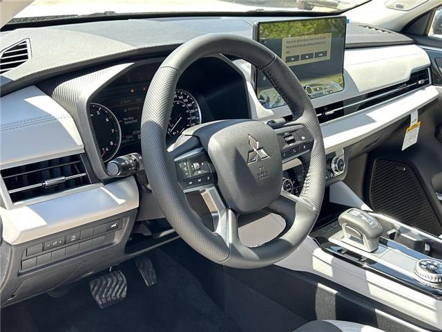 2026 Mitsubishi Outlander LE (Stk: T0313) in Barrie - Image 11 of 21