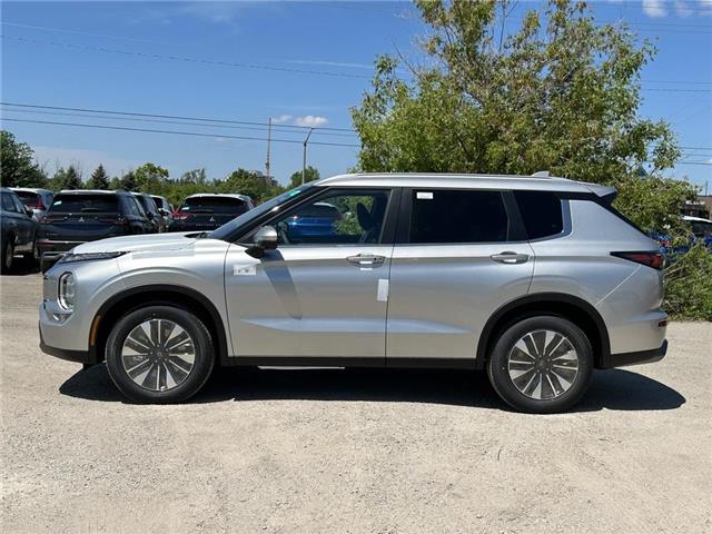 2026 Mitsubishi Outlander LE (Stk: T0312) in Barrie - Image 2 of 20