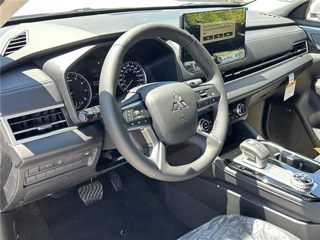2026 Mitsubishi Outlander LE (Stk: T0312) in Barrie - Image 11 of 20