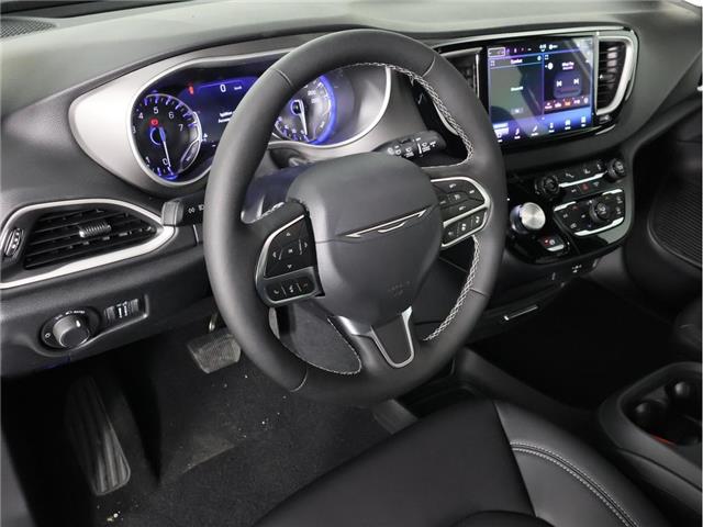 2027 Chrysler Grand Caravan SXT (Stk: 27T001) in Calgary - Image 16 of 19 2027 Chrysler Grand Caravan SXT (Stk: 27T001) in Calgary - Image 16 of 19
