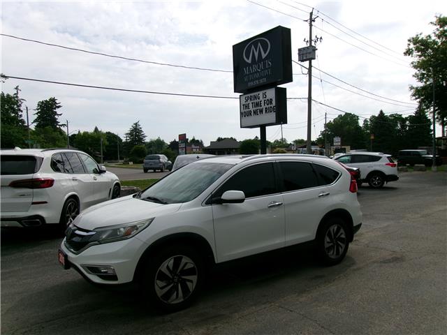 2015 Honda CR-V Touring in Kitchener - Image 2 of 26