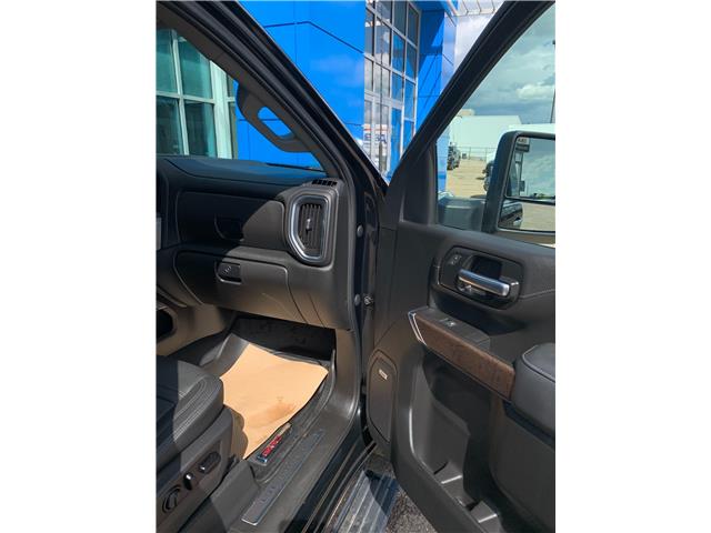 2021 GMC Sierra 3500HD Denali (Stk: 10515P) in Vermilion - Image 10 of 23