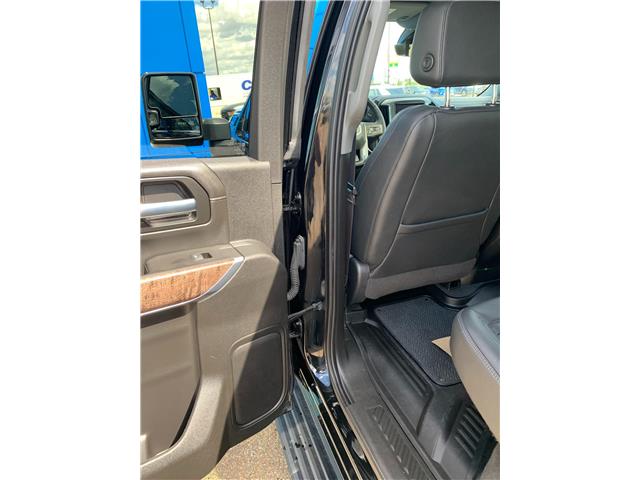 2021 GMC Sierra 3500HD Denali (Stk: 10515P) in Vermilion - Image 11 of 23