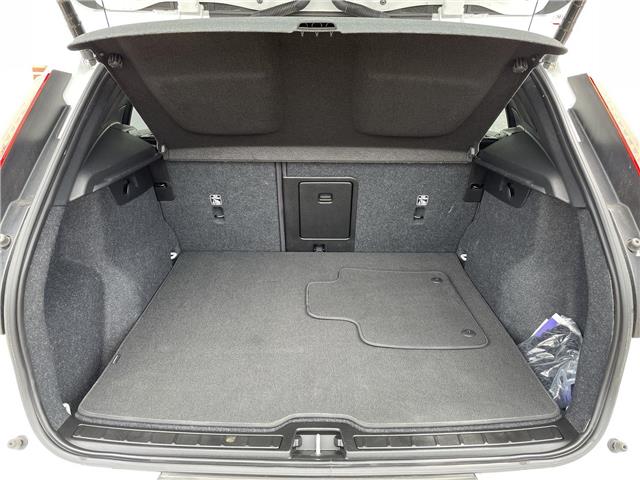 2022 Volvo XC40 T5 Momentum (Stk: 12U3685) in Concord - Image 17 of 50