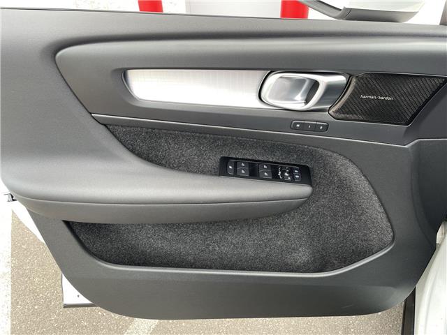 2022 Volvo XC40 T5 Momentum (Stk: 12U3685) in Concord - Image 20 of 50