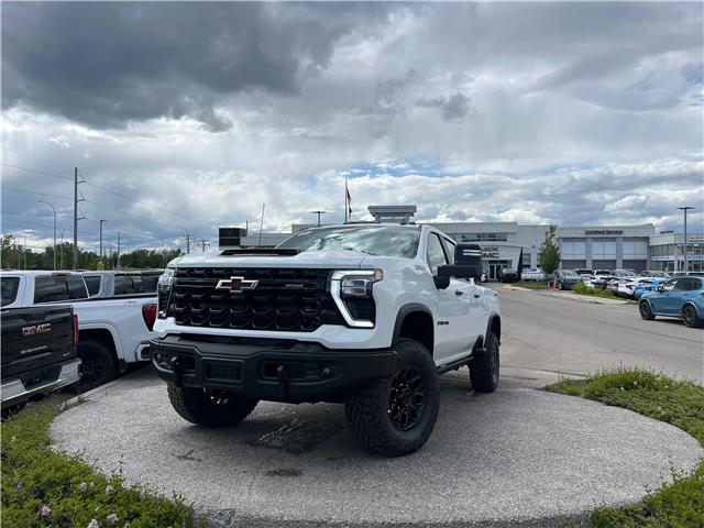 2026 Chevrolet Silverado 2500HD ZR2 (Stk: TF161404) in Calgary - Image 1 of 25