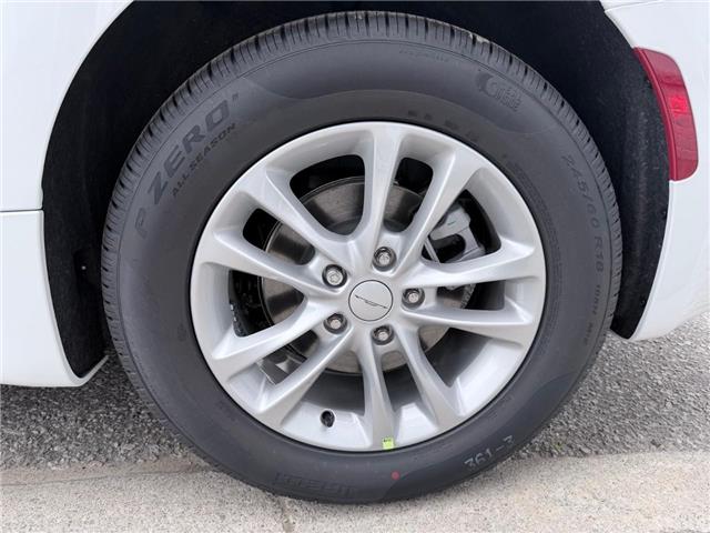 2027 Chrysler Pacifica Select (Stk: P23381) in Newmarket - Image 11 of 23