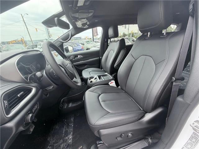 2027 Chrysler Pacifica Select (Stk: P23381) in Newmarket - Image 12 of 23
