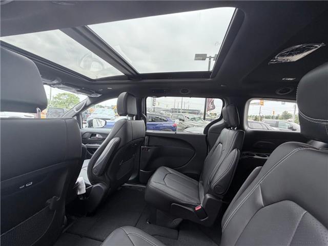 2027 Chrysler Pacifica Select (Stk: P23381) in Newmarket - Image 18 of 23