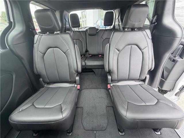 2027 Chrysler Pacifica Select (Stk: P23381) in Newmarket - Image 19 of 23