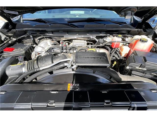 2022 GMC Sierra 3500HD AT4 (Stk: 99799UA) in Calgary - Image 9 of 34