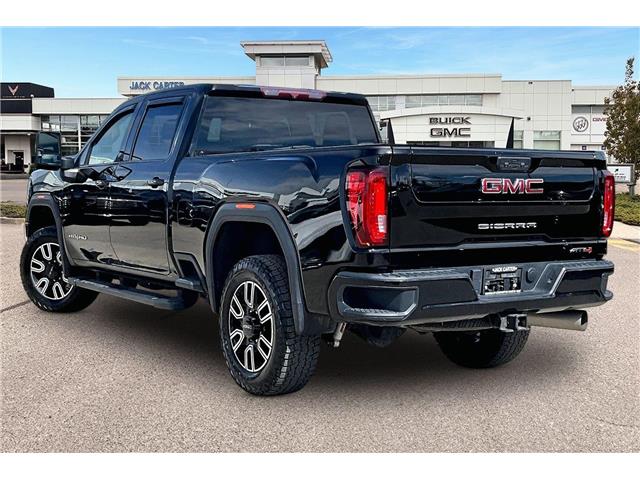2022 GMC Sierra 3500HD AT4 (Stk: 99799UA) in Calgary - Image 12 of 34