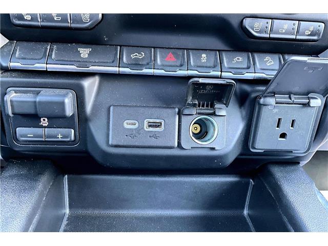 2022 GMC Sierra 3500HD AT4 (Stk: 99799UA) in Calgary - Image 24 of 34