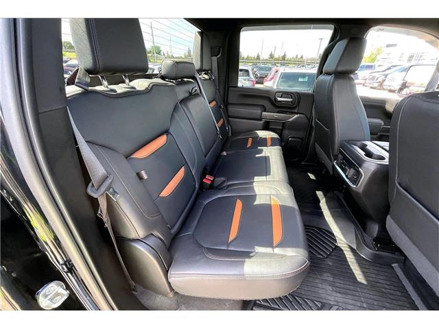 2022 GMC Sierra 3500HD AT4 (Stk: 99799UA) in Calgary - Image 27 of 34