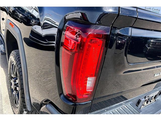 2022 GMC Sierra 3500HD AT4 (Stk: 99799UA) in Calgary - Image 31 of 34