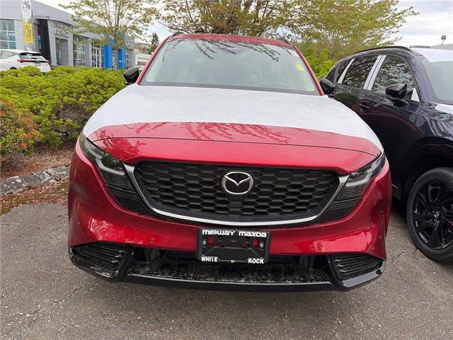 2026 Mazda CX-5 GT (Stk: 142666) in Surrey - Image 2 of 5