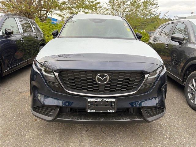 2026 Mazda CX-5 GS (Stk: 141962) in Surrey - Image 2 of 5