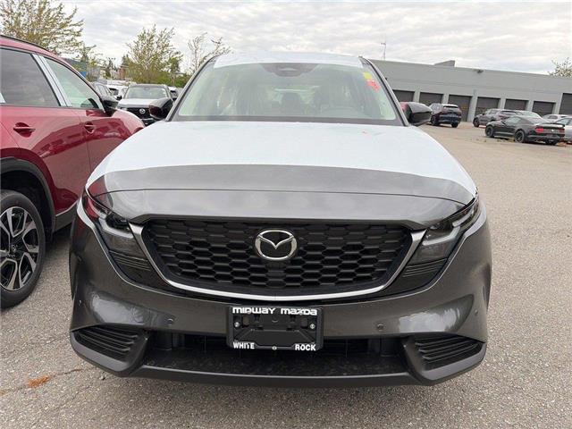 2026 Mazda CX-5 GX (Stk: 157209) in Surrey - Image 2 of 5
