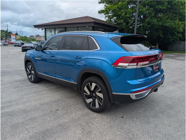 2024 Volkswagen Atlas Cross Sport 2.0 TSI Highline (Stk: 2110) in Orangeville - Image 3 of 34