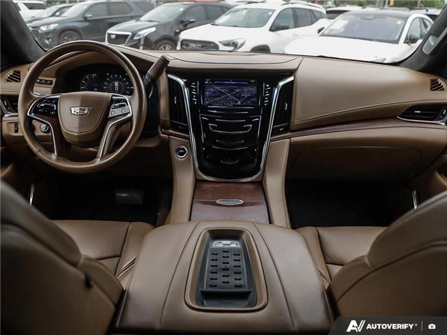 2017 Cadillac Escalade ESV Platinum (Stk: 175383) in London - Image 25 of 27