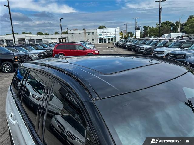 2025 Lincoln Aviator Reserve (Stk: AFL1HL809X) in Hamilton - Image 16 of 20