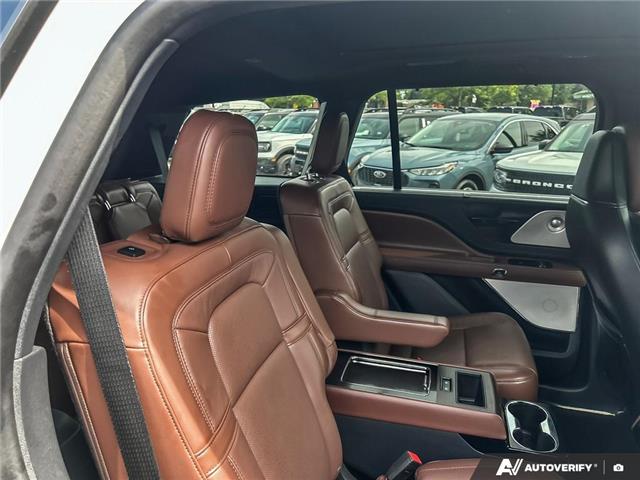 2025 Lincoln Aviator Reserve (Stk: AFL1HL809X) in Hamilton - Image 18 of 20