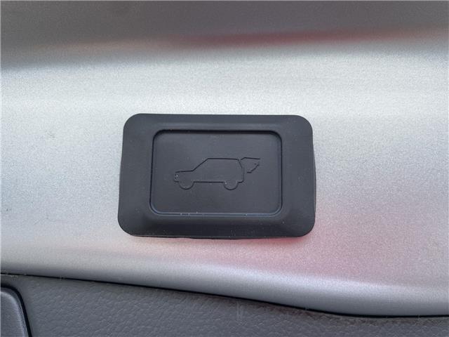 2025 Toyota RAV4 Hybrid SE (Stk: 12108633A) in Concord - Image 19 of 45