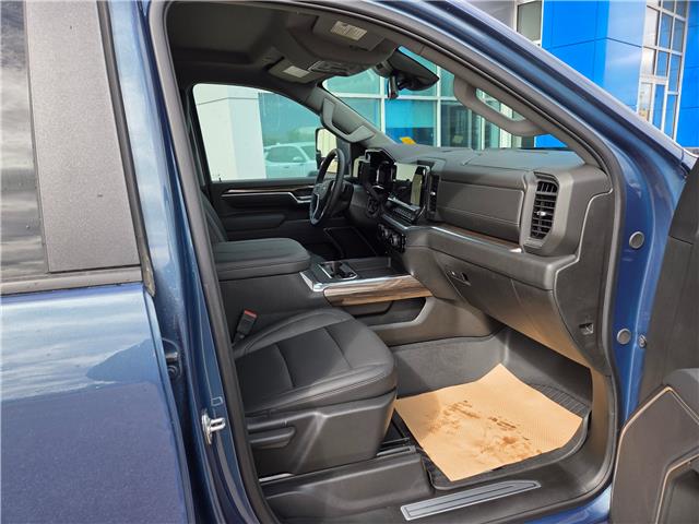 2026 Chevrolet Silverado 3500HD LT (Stk: 10374) in Vermilion - Image 17 of 26
