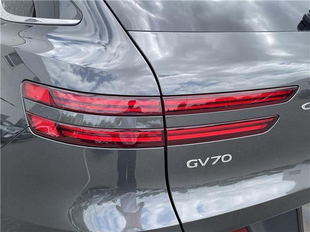 2025 Genesis GV70 2.5T Prestige (Stk: 12108099AA) in Concord - Image 14 of 50