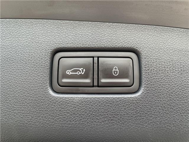 2025 Genesis GV70 2.5T Prestige (Stk: 12108099AA) in Concord - Image 16 of 50